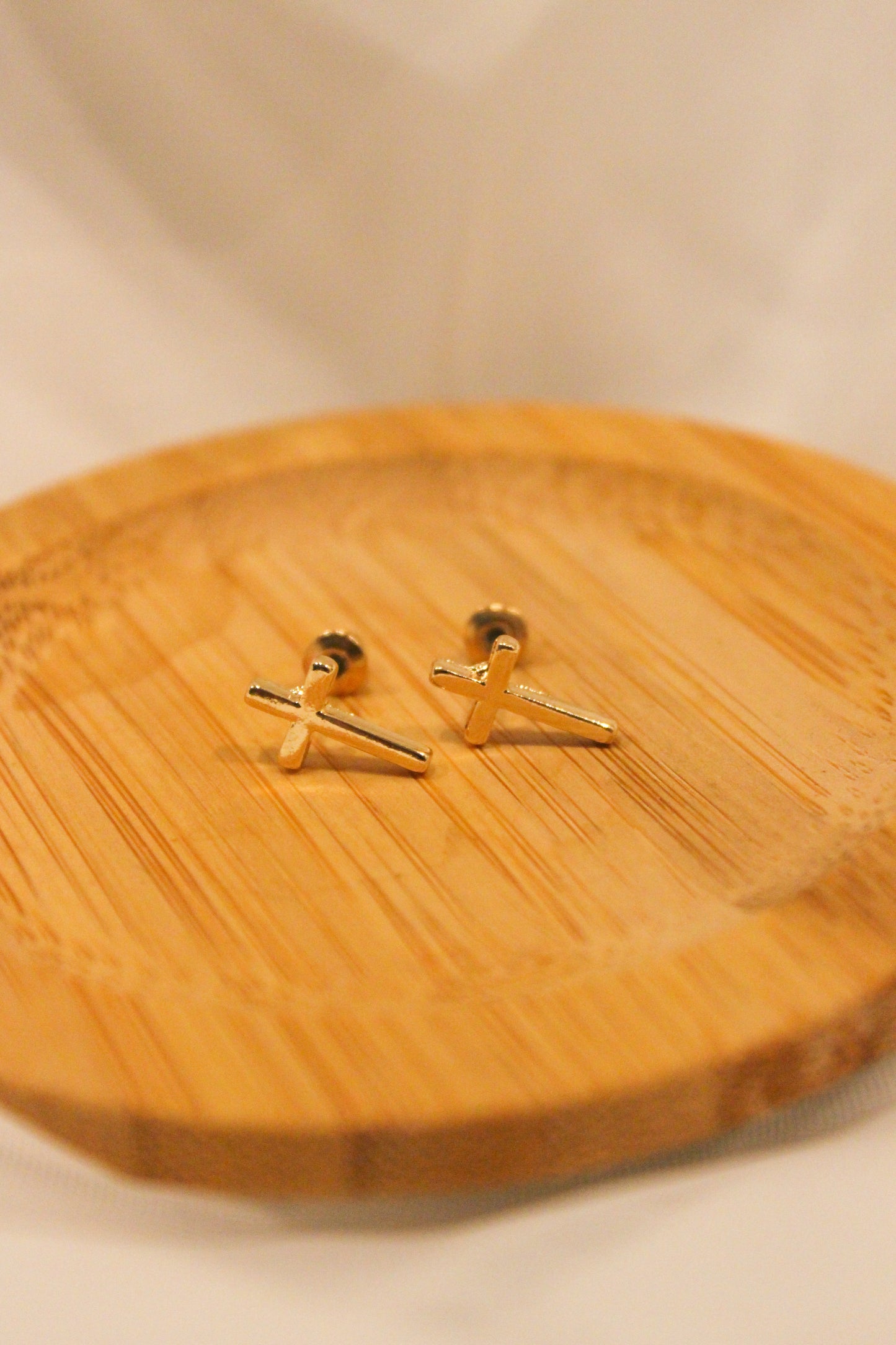 MINI CROSS STUD EARRINGS
