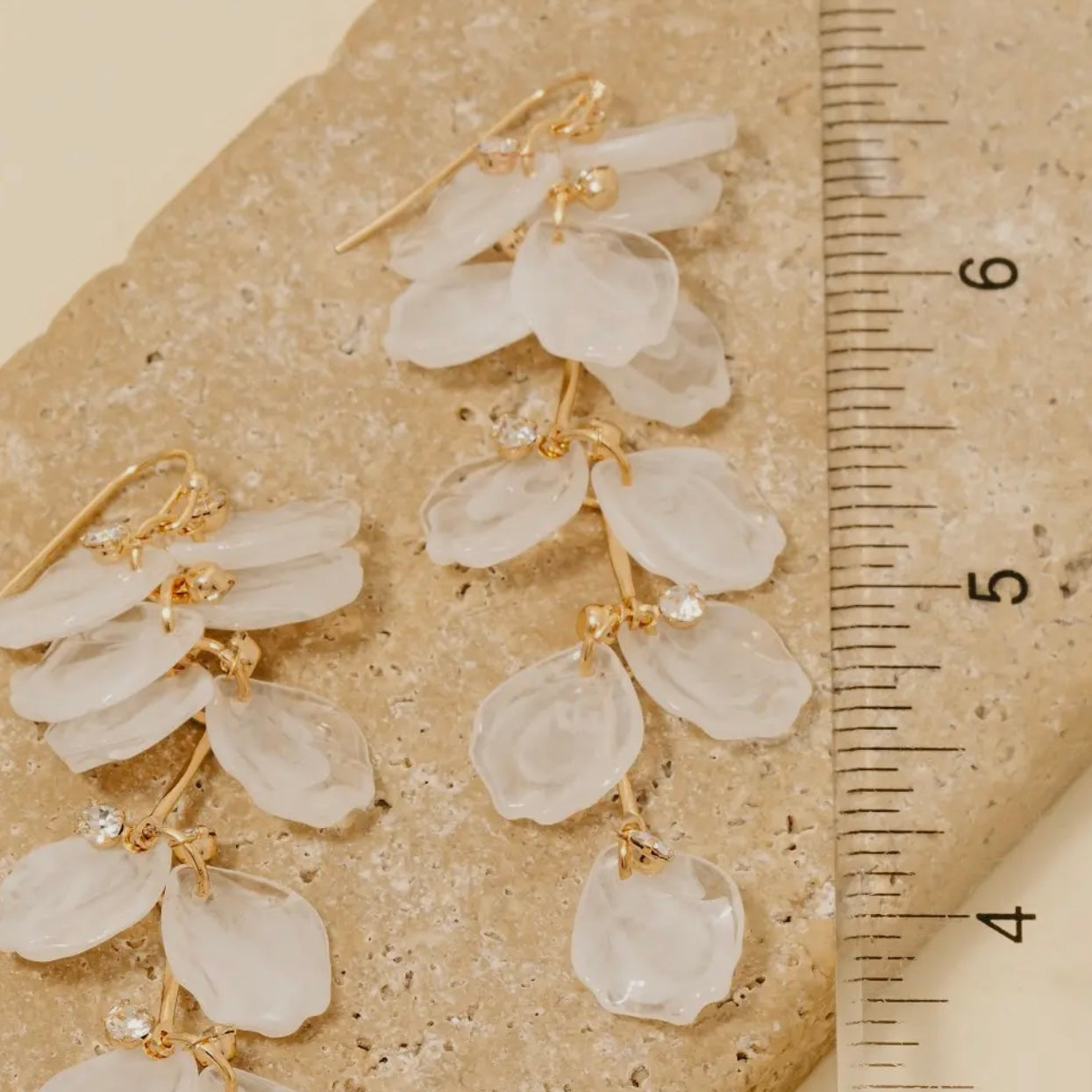FLORAL DROP EARRINGS