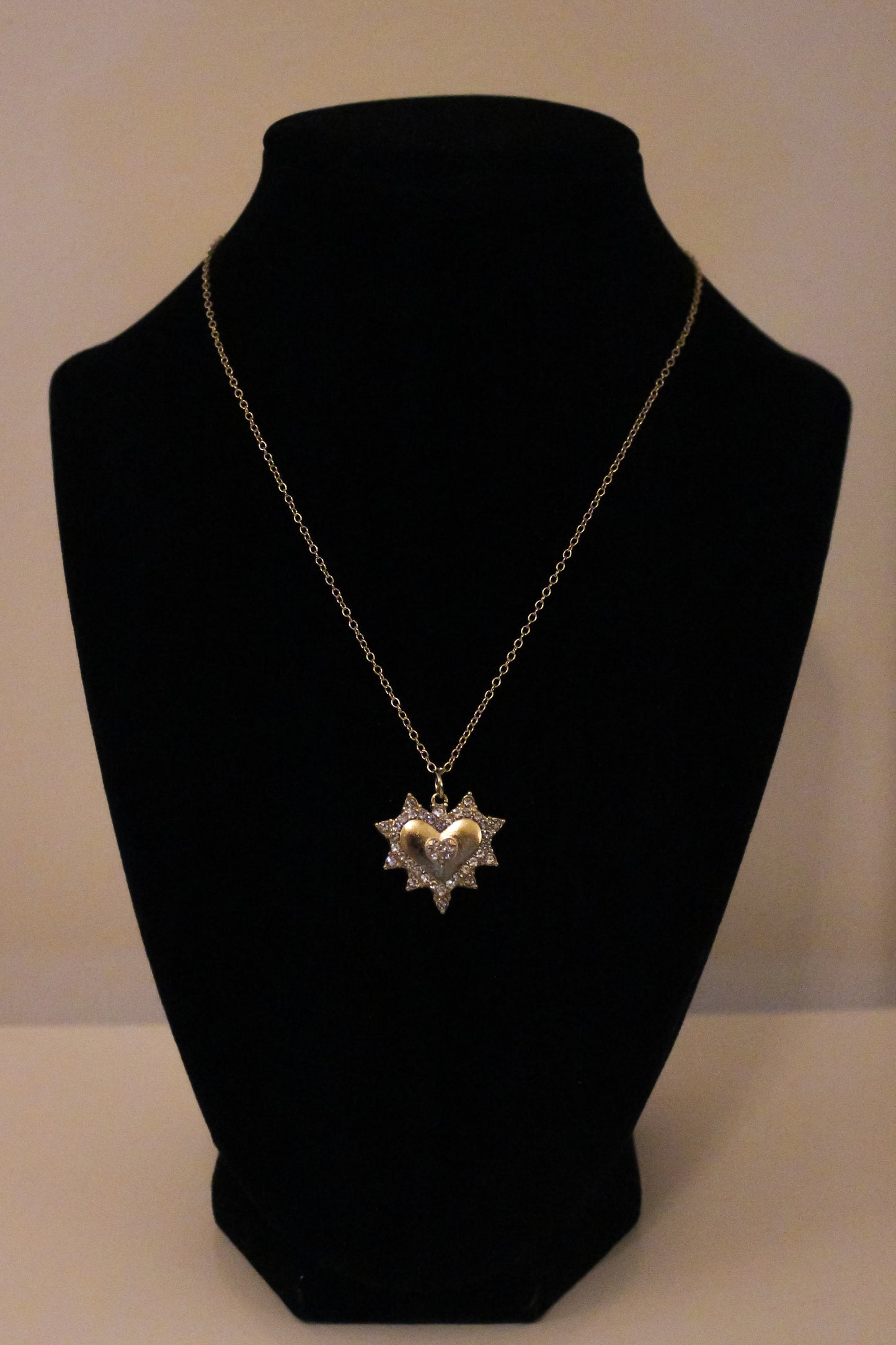 HEART SUNBURST NECKLACE