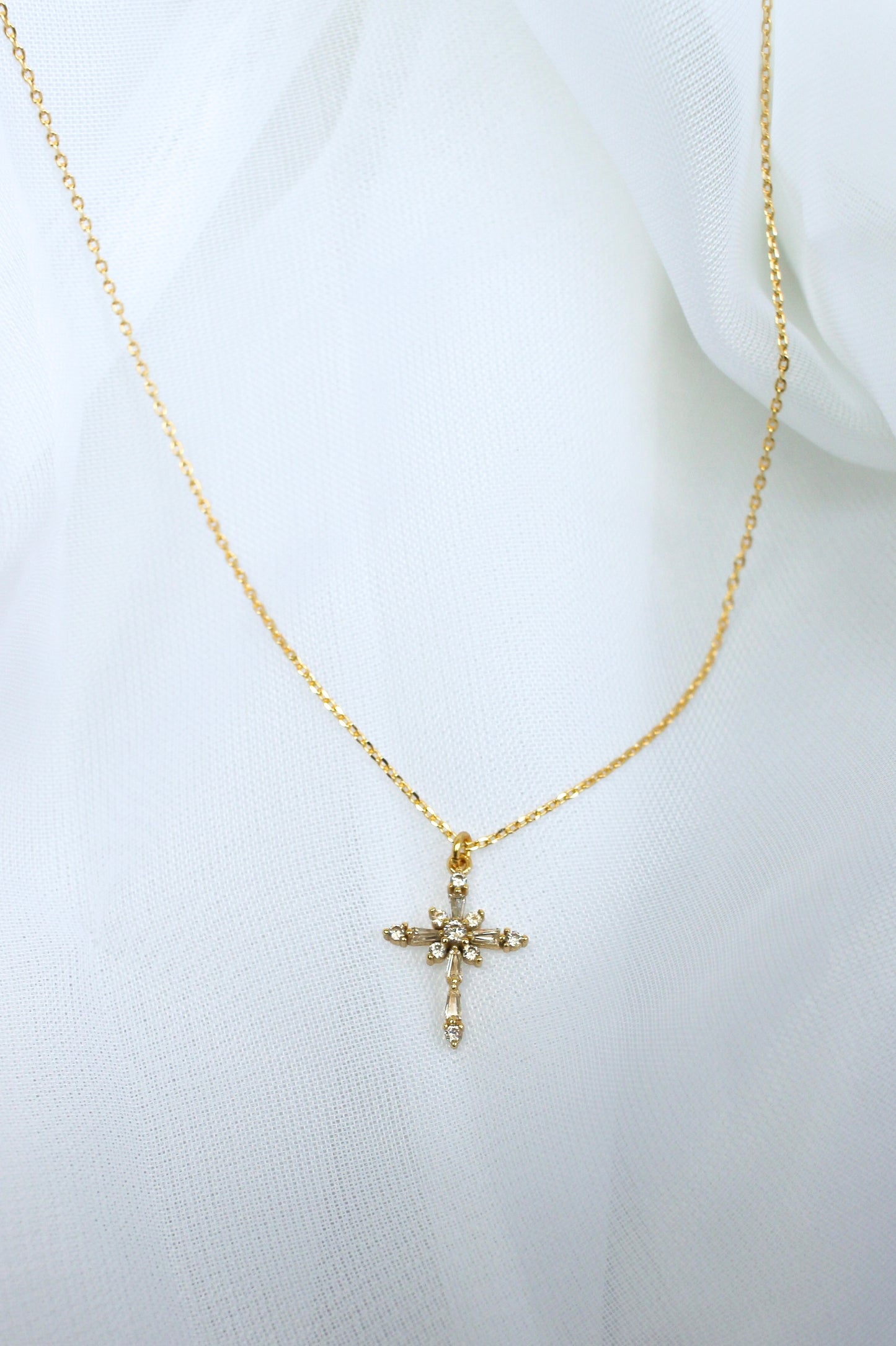 Dainty Cross Necklace