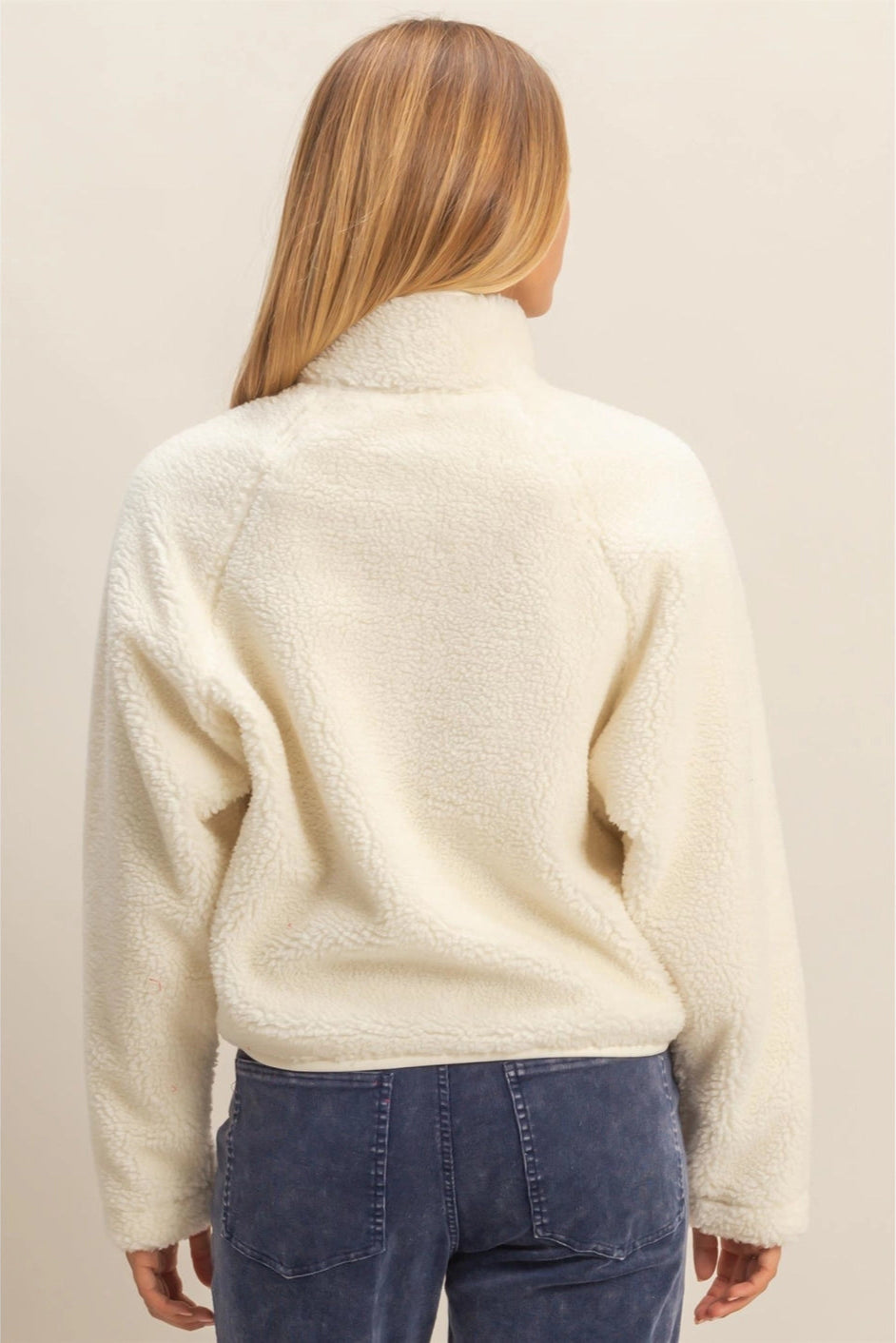 CROPPED SHERPA HALF SNAP WITH POCKETS