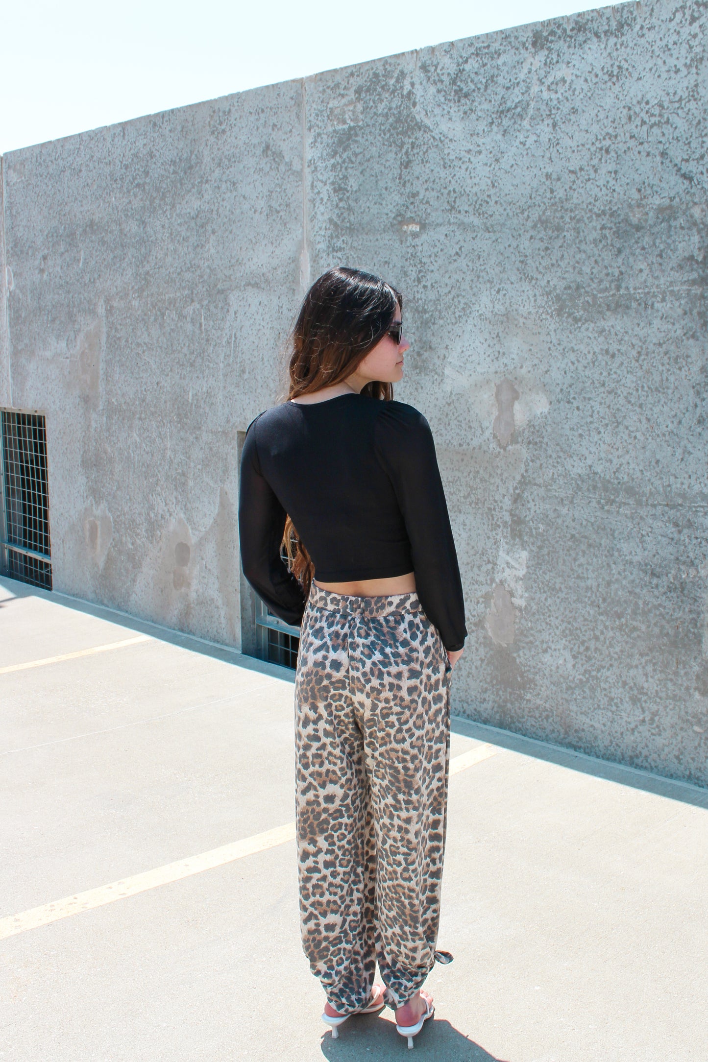 LEOPARD SPLIT SIDE TIE ANKLE ELASTIC PANTS