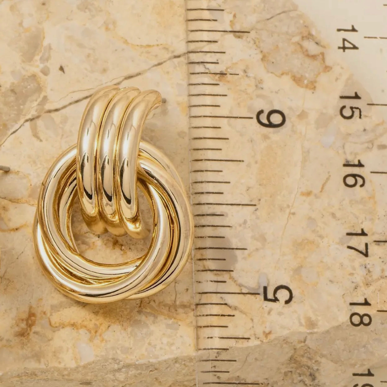CHUNKY GOLD KNOT HOOPS