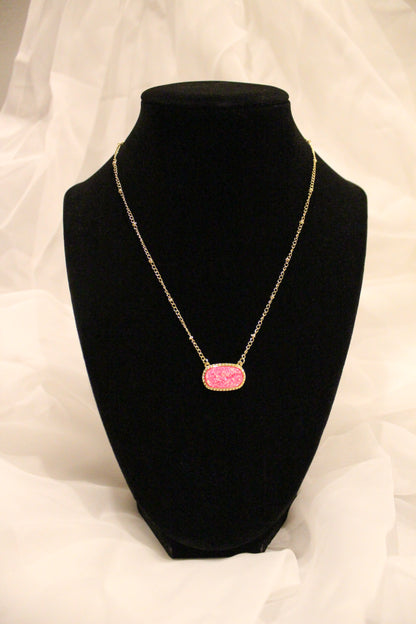 OVAL STONE NECKLACE