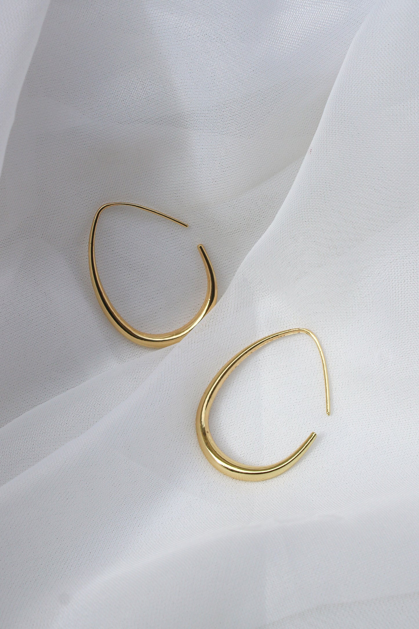 GOLD TEARDROP HOOPS