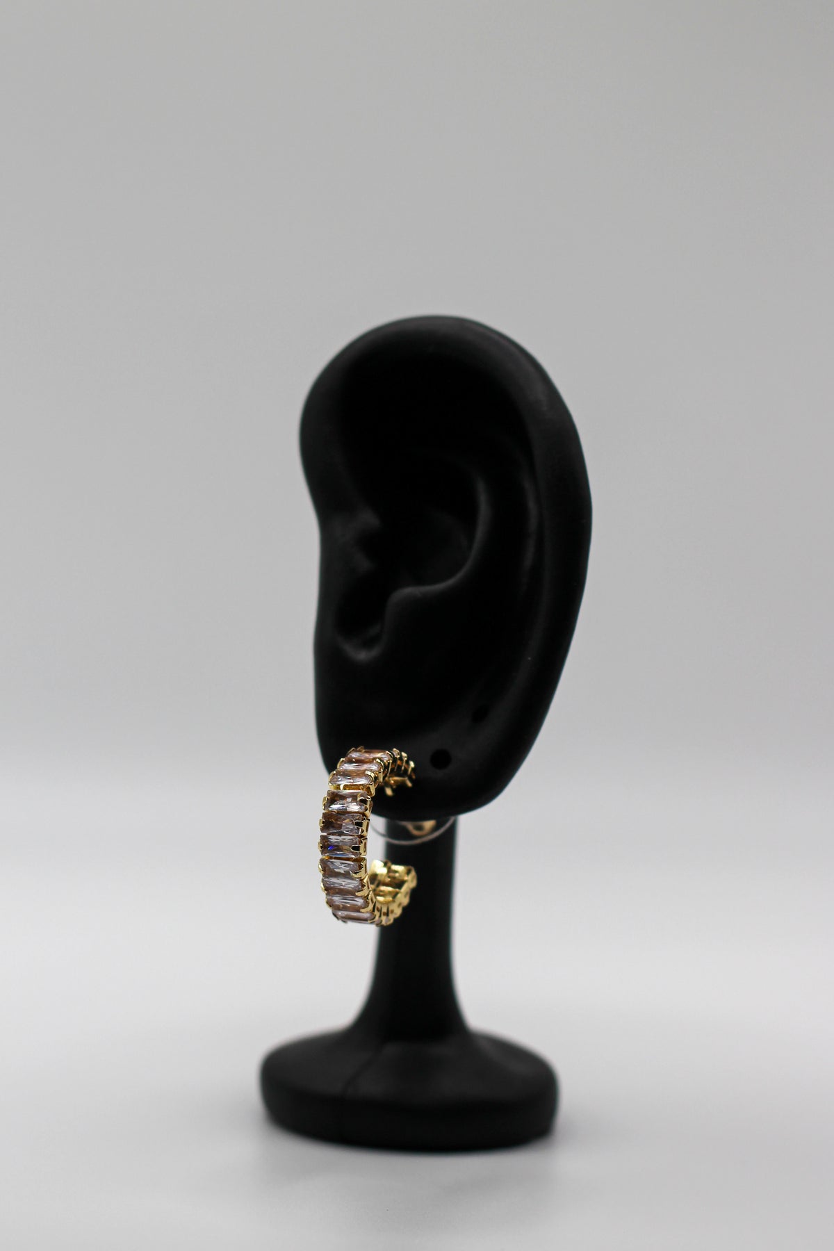 GOLD BAGUETTE HOOP EARRINGS