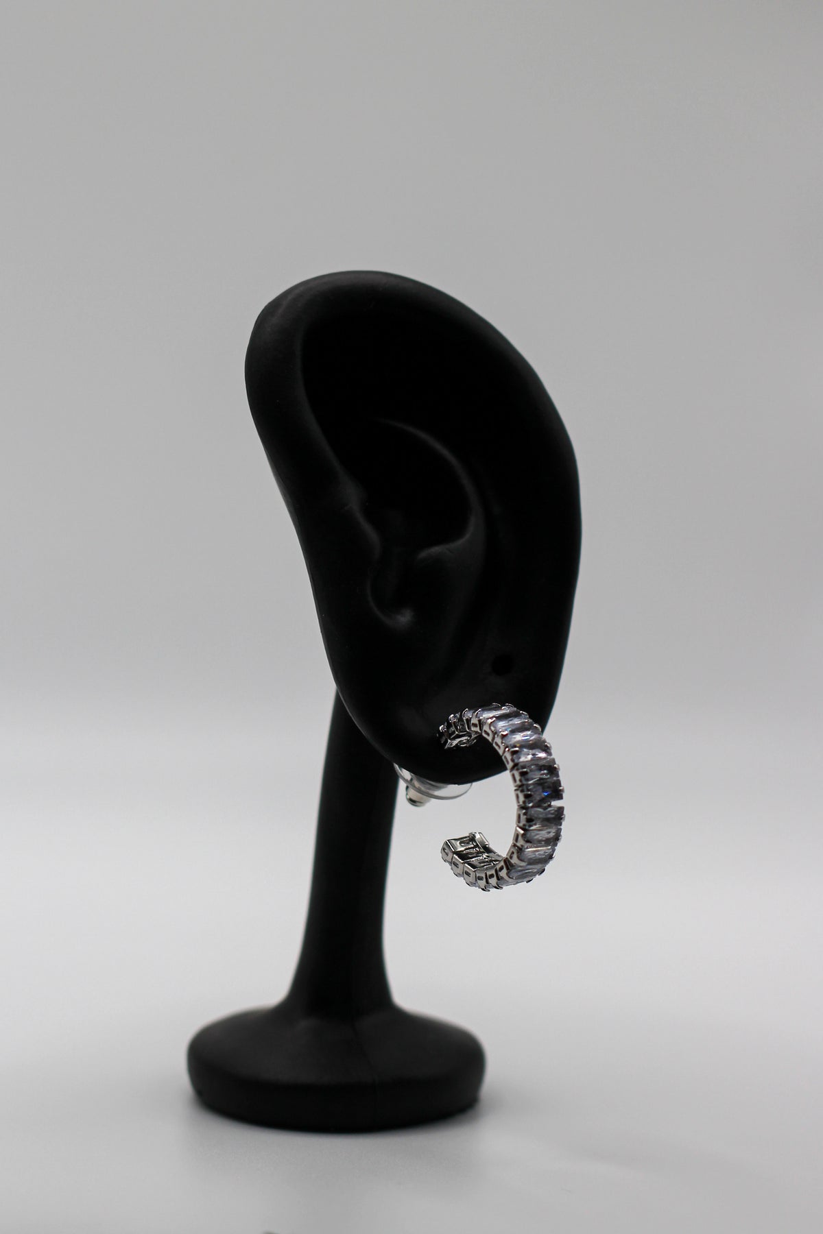 SILVER BAGUETTE HOOP EARRINGS