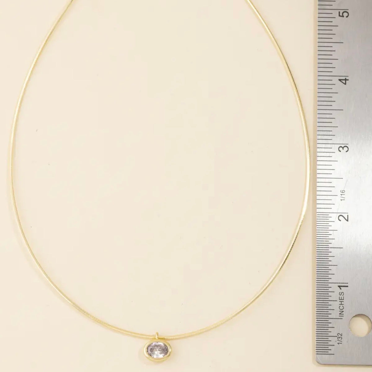 GOLD OVAL BEZEL WIRE NECKLACE