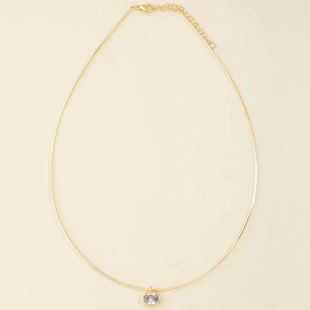 GOLD OVAL BEZEL WIRE NECKLACE