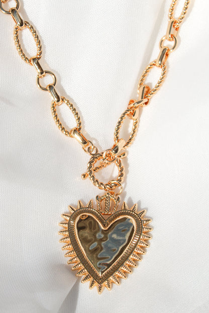 CHUNKY HEART PENDANT NECKLACE