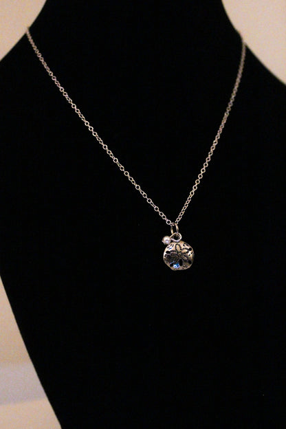 SHELL & PEARL BEAD NECKLACE