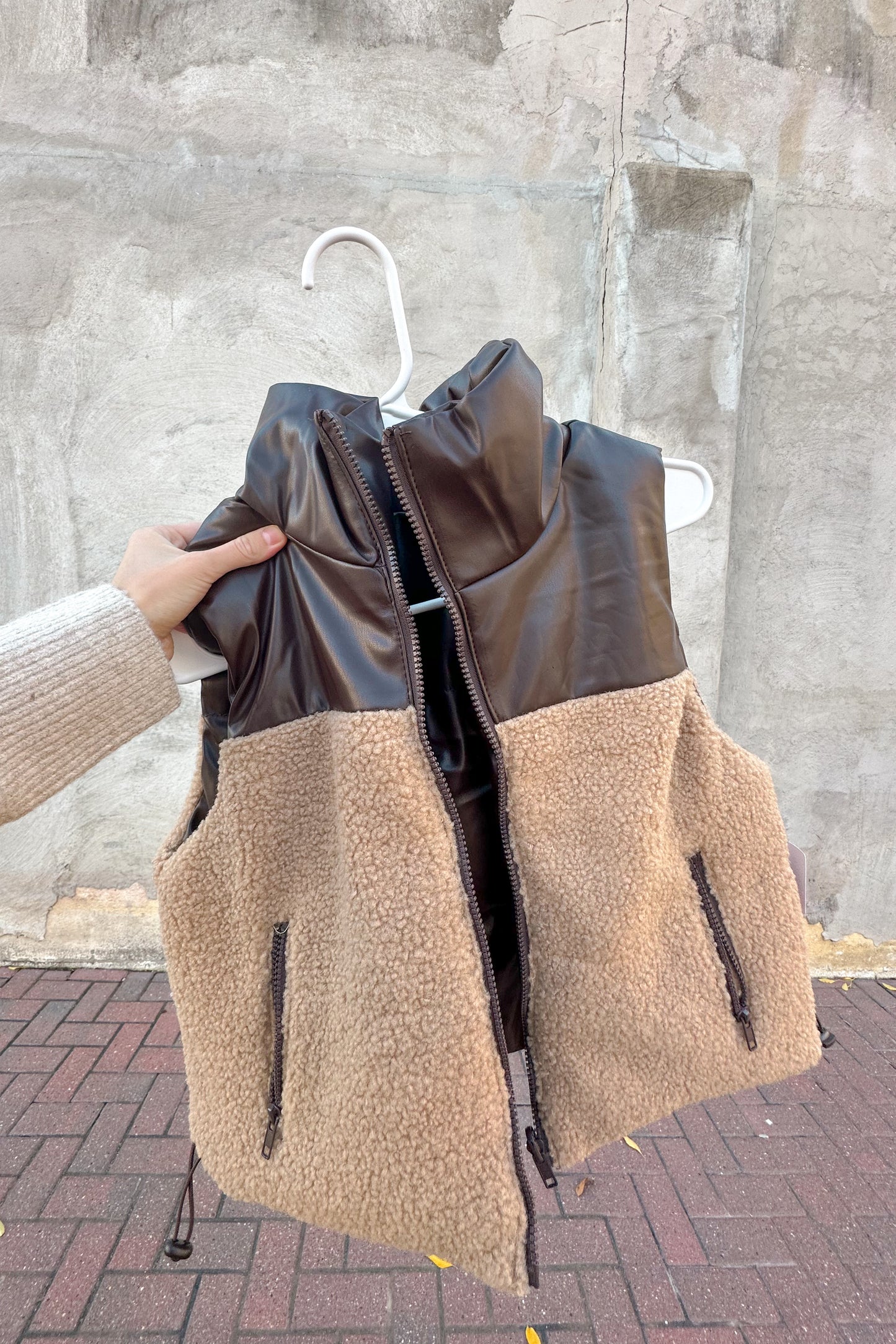 REVERSIBLE BROWN SHERPA VEST