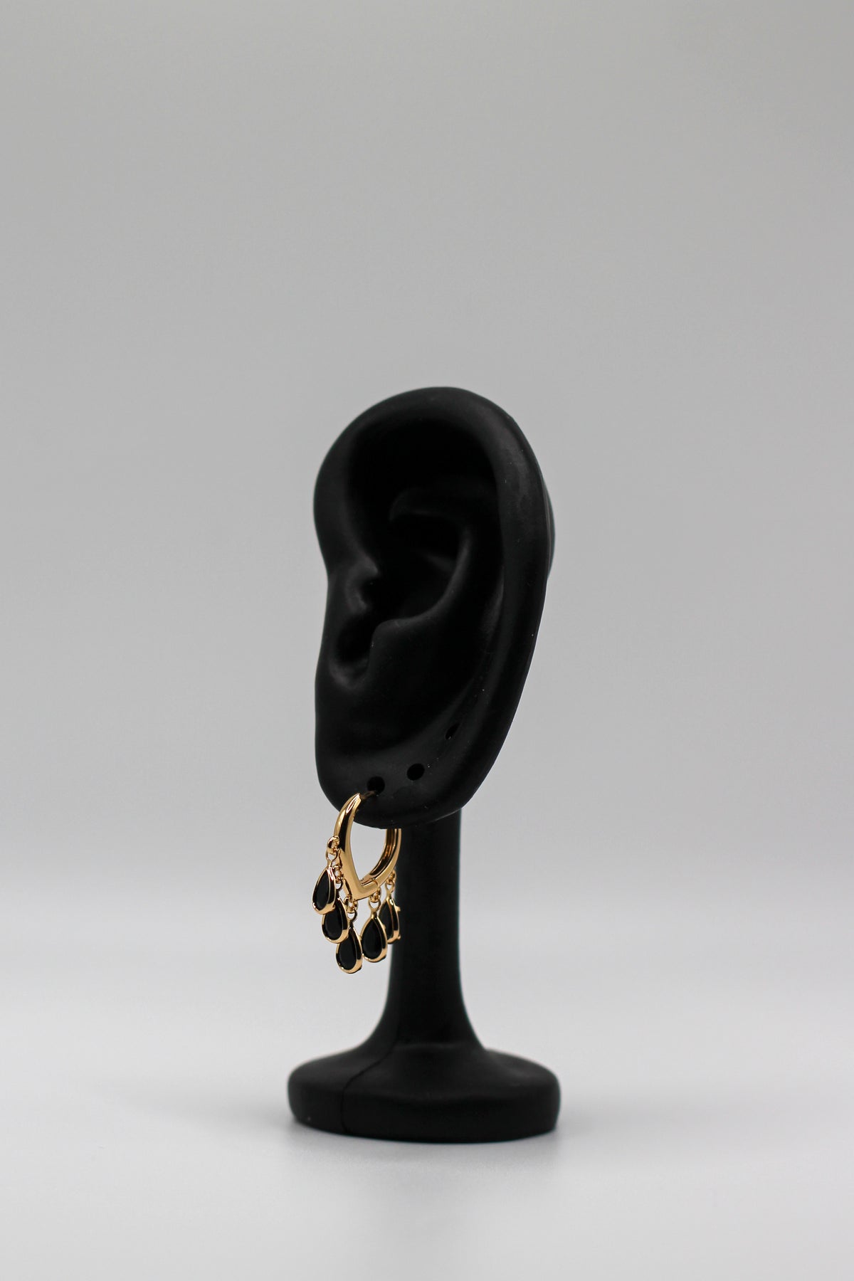 BLACK CRYSTAL DANGLE EARRINGS