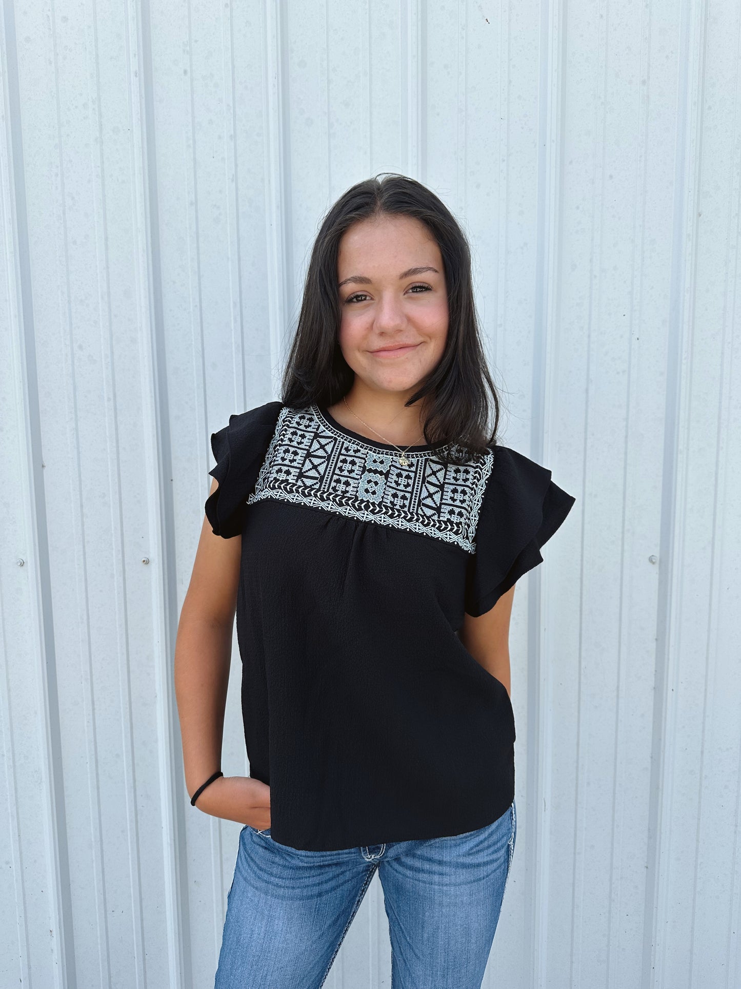 EMBROIDERED RUFFLE TOP