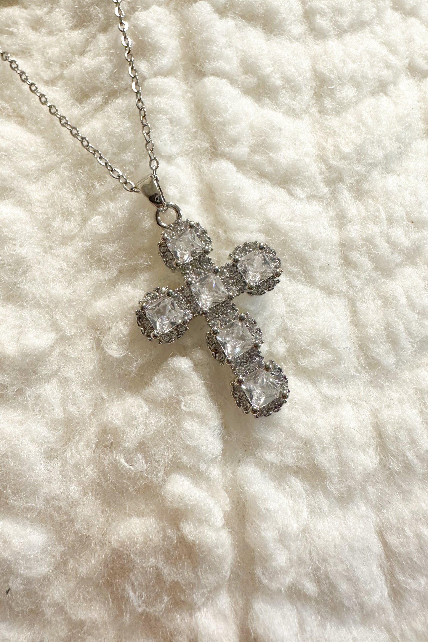 CROSS STONE NECKLACE