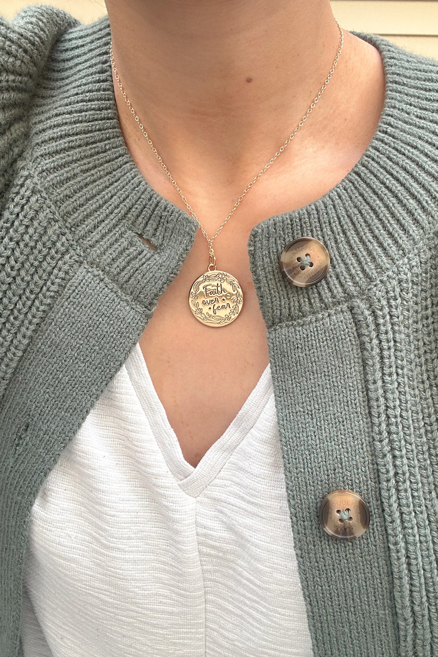 “FAITH OVER FEAR” GOLD PENDANT NECKLACE