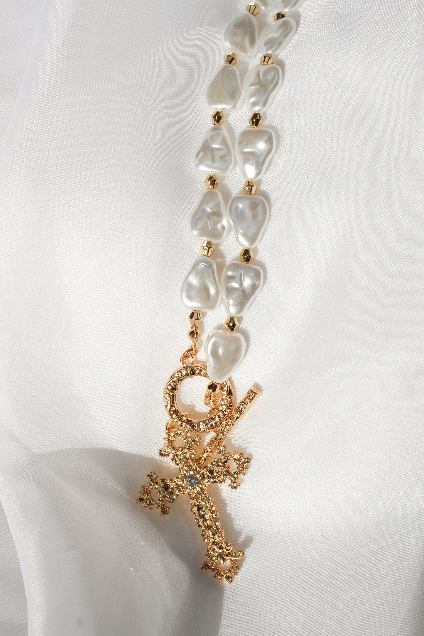 PEARL BEAD CROSS NECKLACE