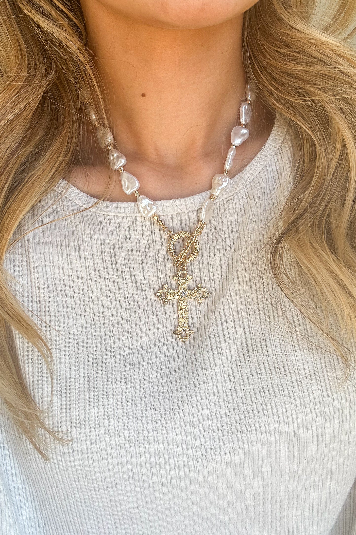 PEARL BEAD CROSS NECKLACE