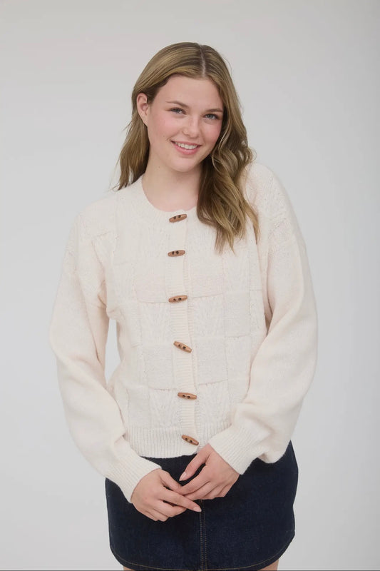 (PRE ORDER) CREAM KNIT TOGGLE CARDIGAN