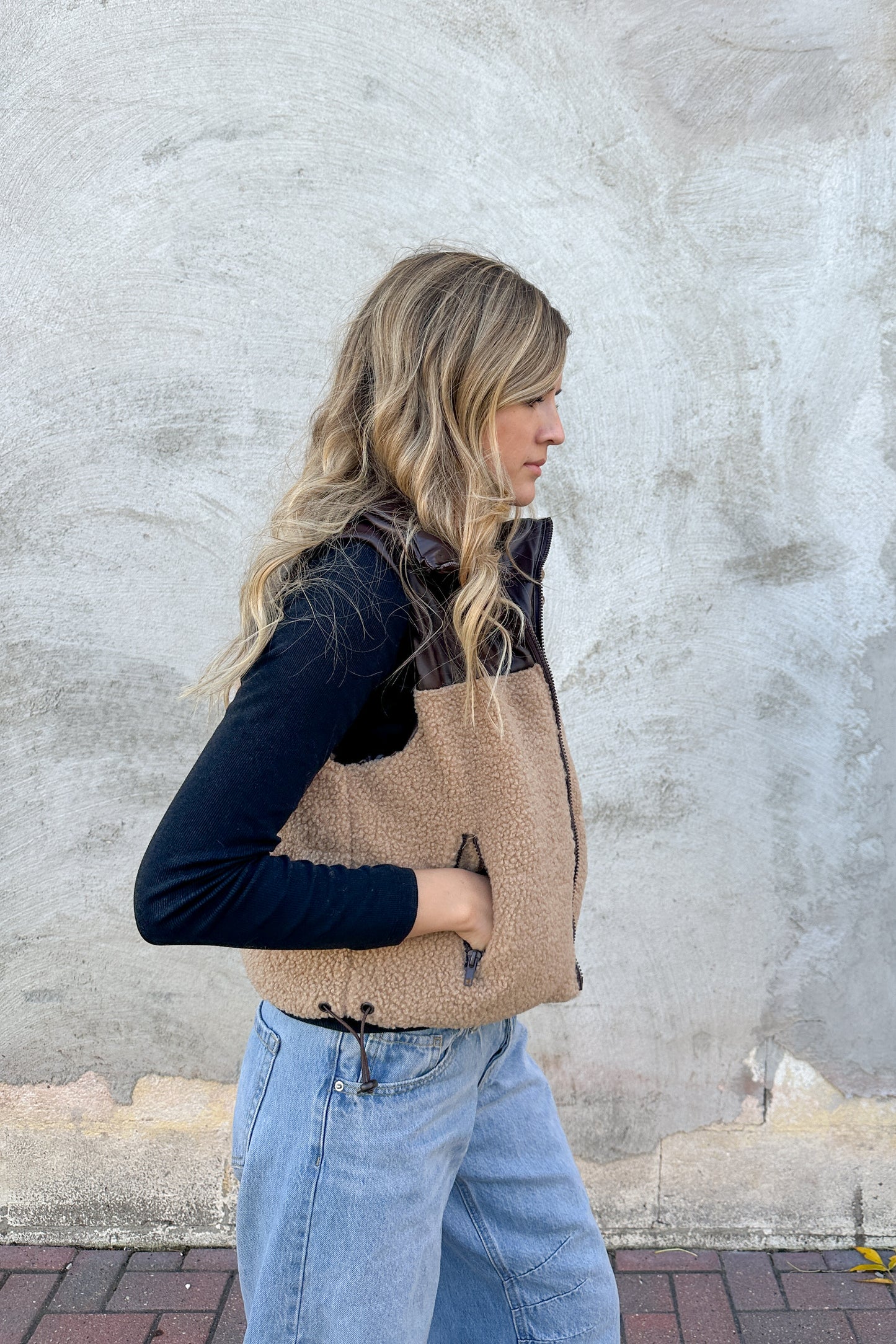 REVERSIBLE BROWN SHERPA VEST