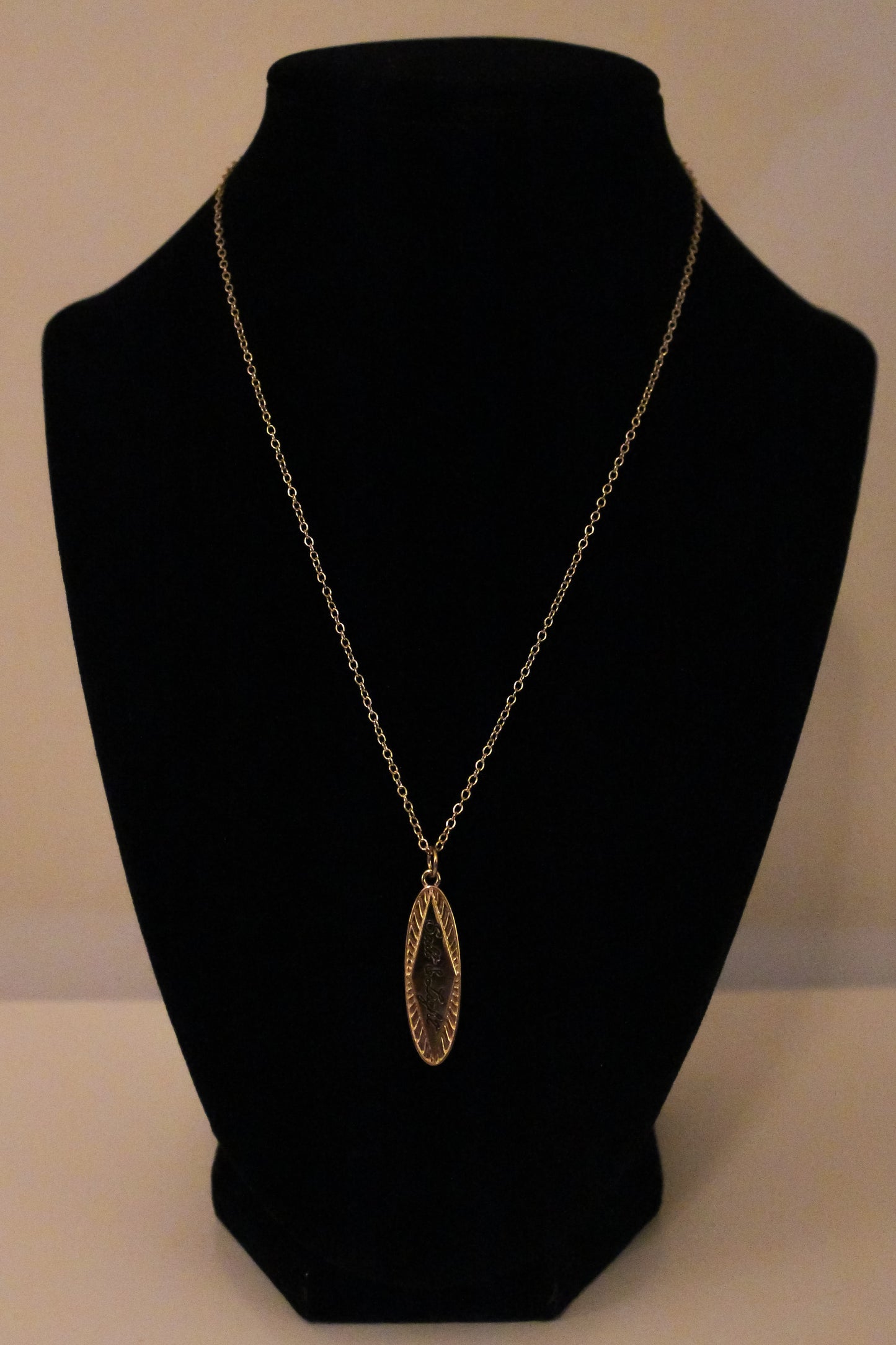 “SALT & LIGHT” GOLD PENDANT NECKLACE