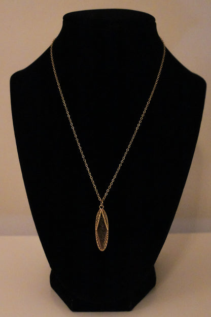 “SALT & LIGHT” GOLD PENDANT NECKLACE