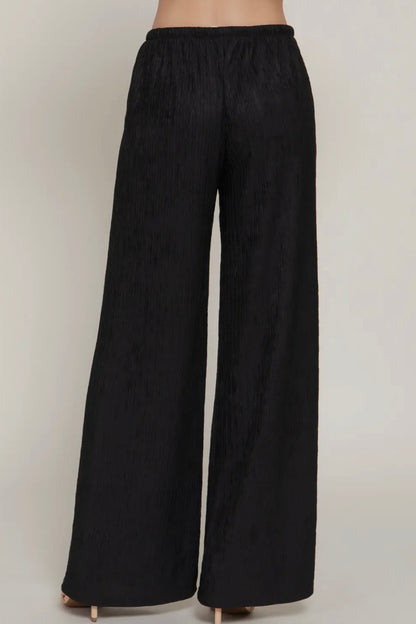 BLACK CRINKLE KNIT PANTS