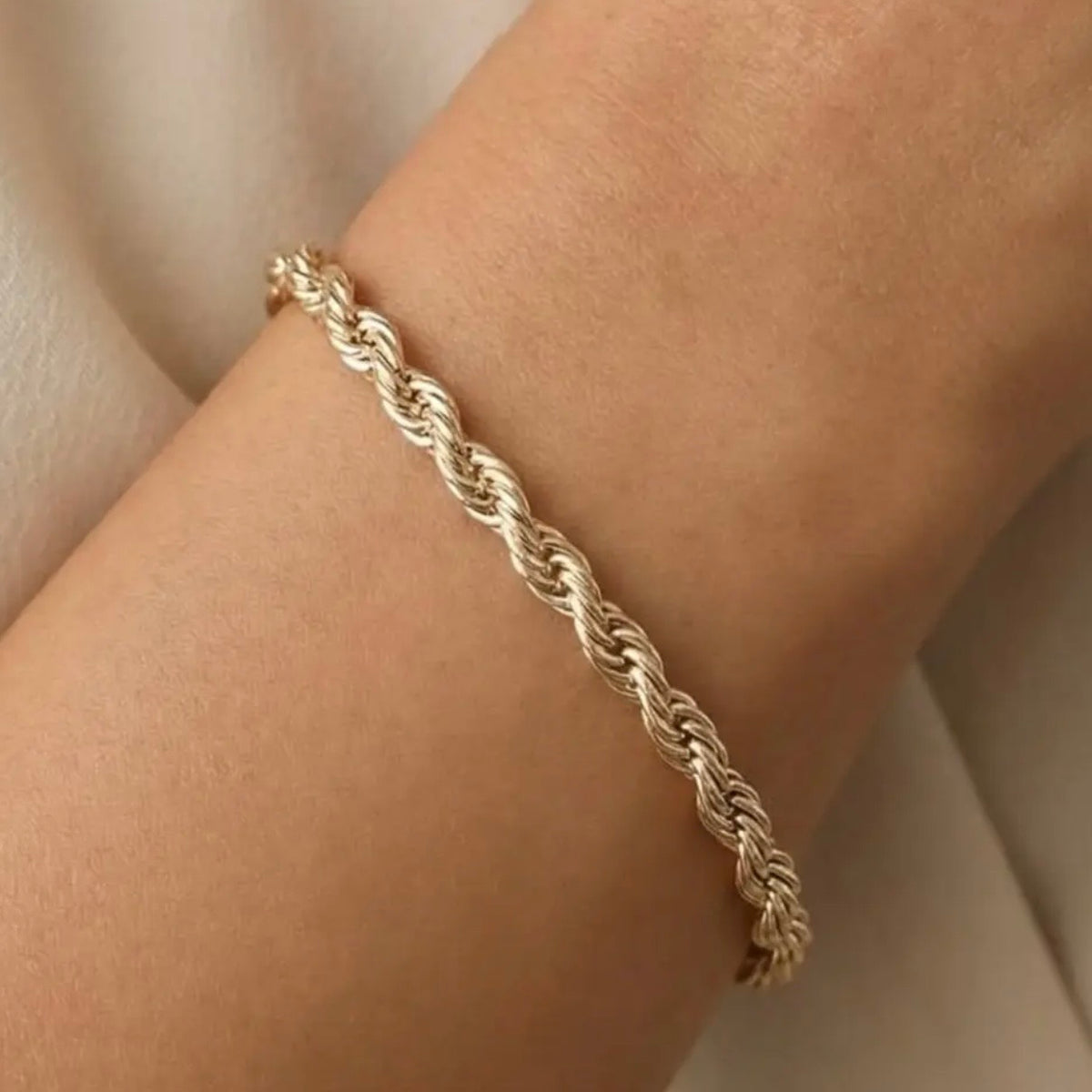 ROPE CHAIN BRACELET