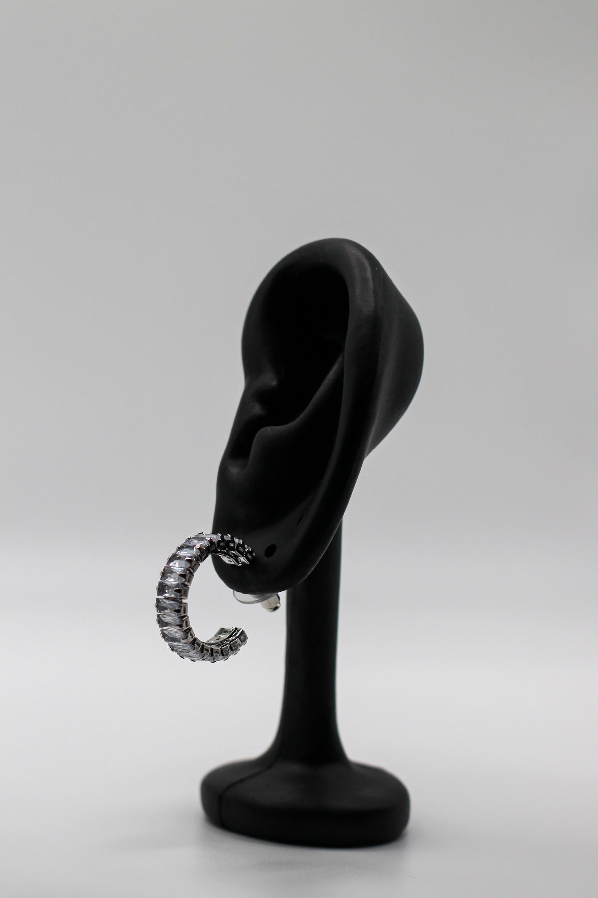 SILVER BAGUETTE HOOP EARRINGS