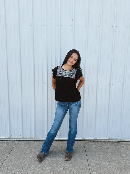 EMBROIDERED RUFFLE TOP
