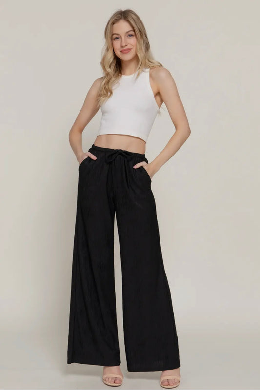 BLACK CRINKLE KNIT PANTS