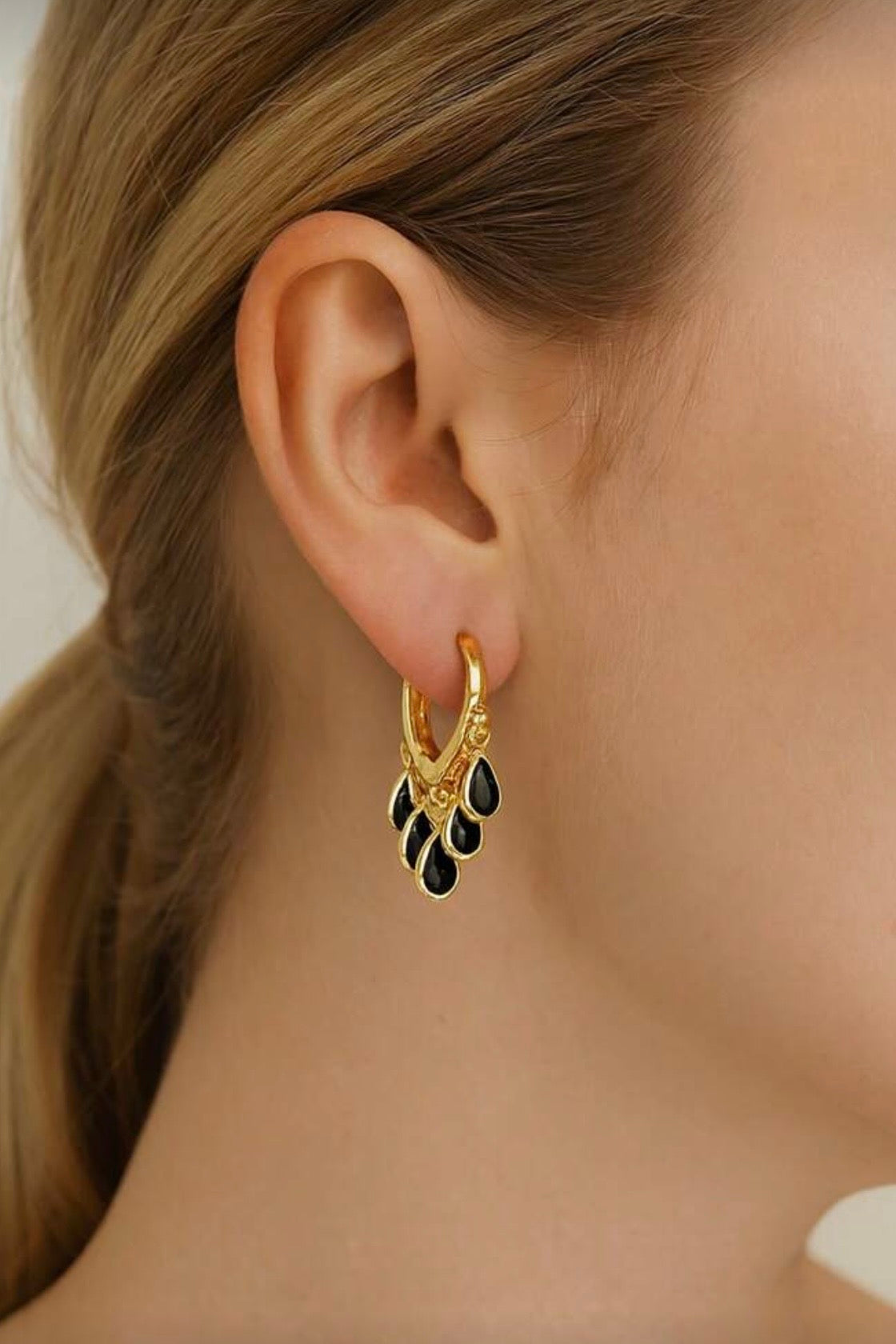 BLACK & GOLD DANGLE EARRINGS