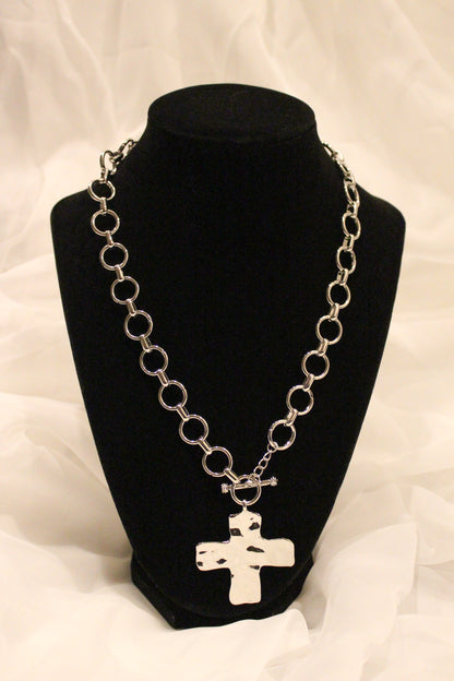 HAMMERED CROSS NECKLACE