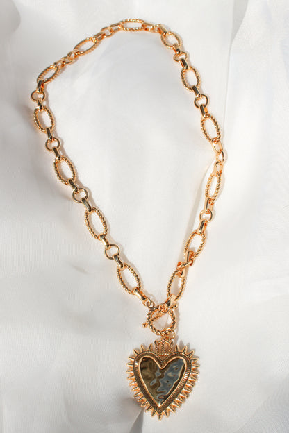 CHUNKY HEART PENDANT NECKLACE