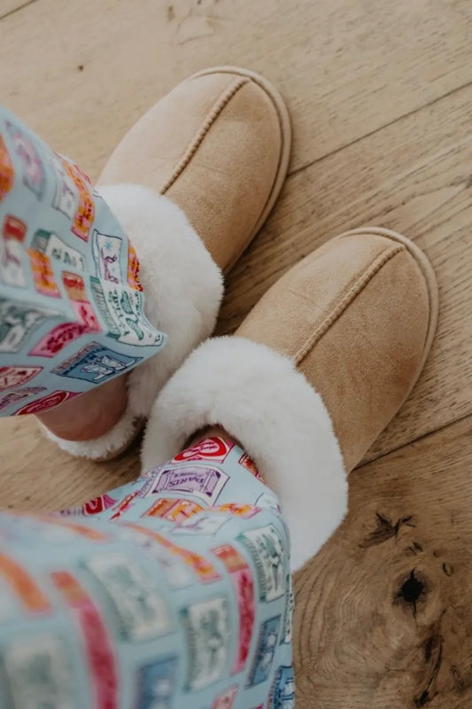 *PREORDER* PLUSH FAUX FUR SLIPPERS