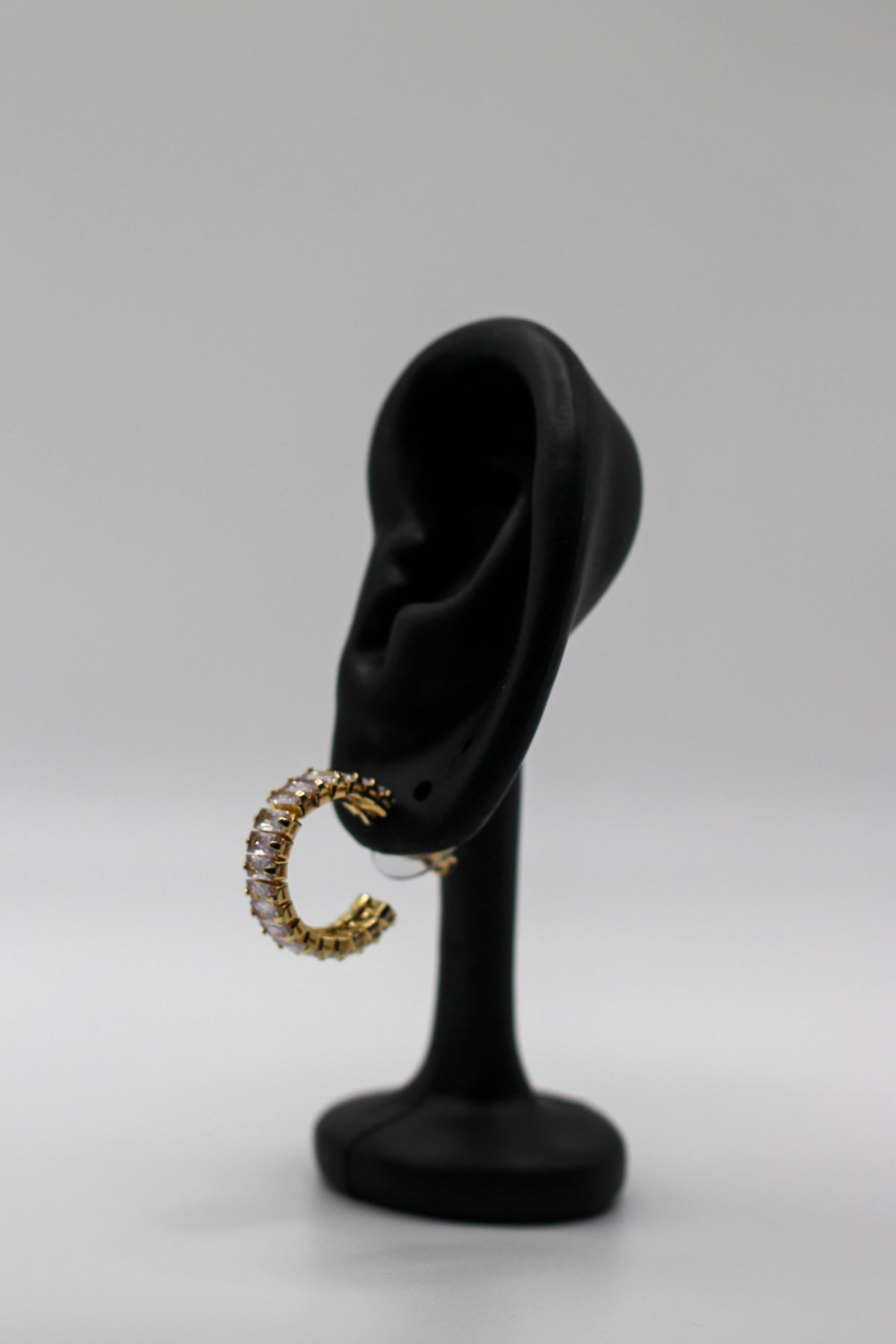 GOLD BAGUETTE HOOP EARRINGS