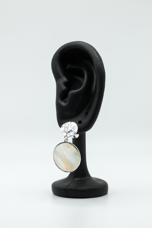 SILVER HAMMERED PEARL DROP EARRINGS