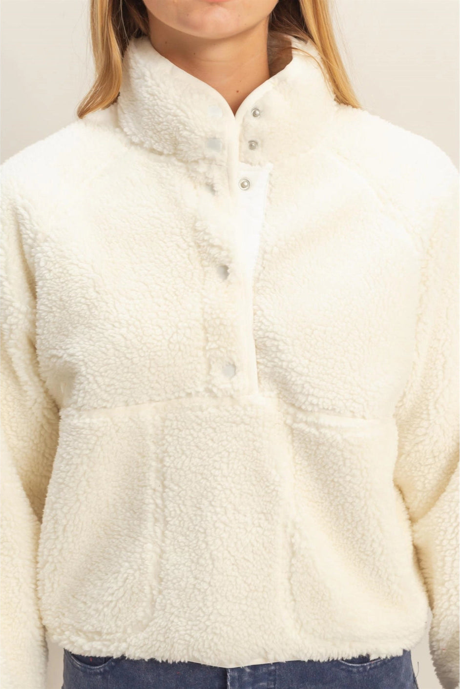 CROPPED SHERPA HALF SNAP WITH POCKETS